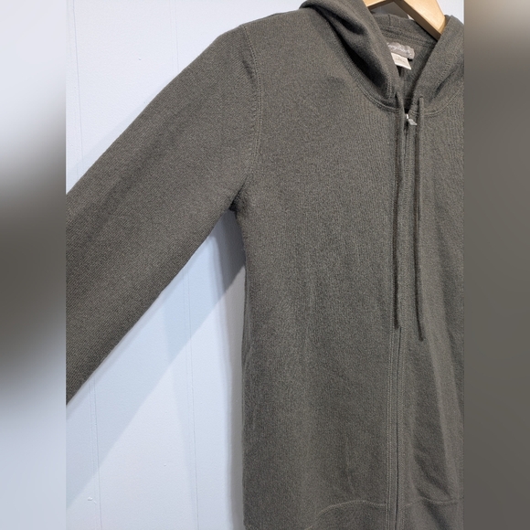 Tommy Bahama Cashmere Full Zip Sweater in Olive Green size Small Soft Warm - Picture 7 of 7